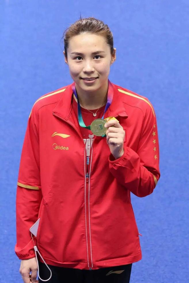 女子游泳比赛冠军_游泳女子冠军运动全国会获奖吗_全国运动会女子游泳冠军